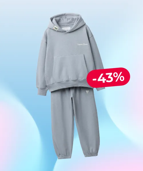 PLUSH SWEATSHIRT AND JOGGER PANTS SET WITH TEXT